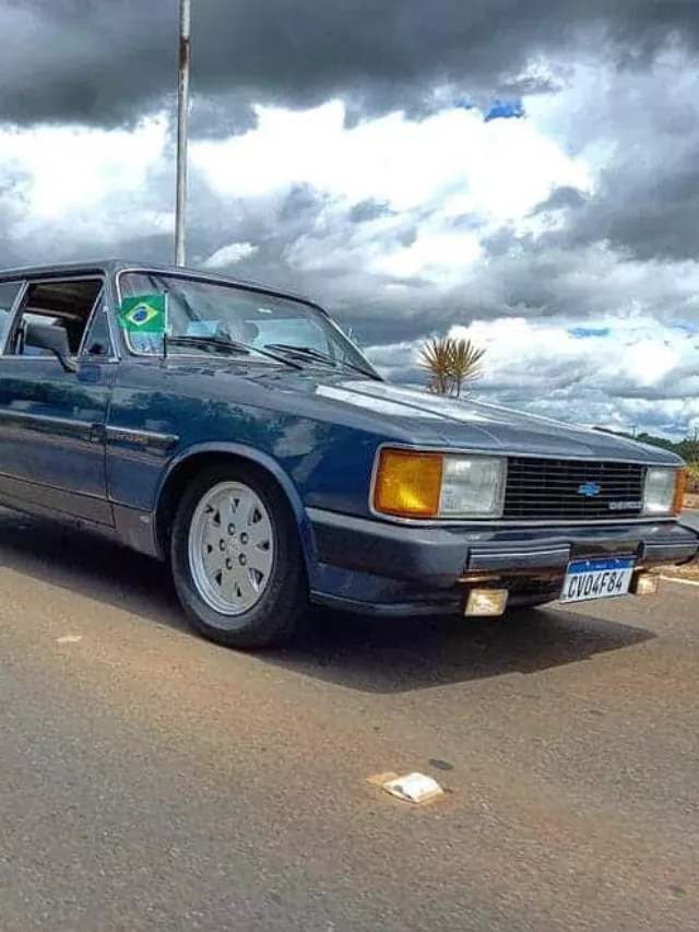 cropped-chevy-caravan-1.webp