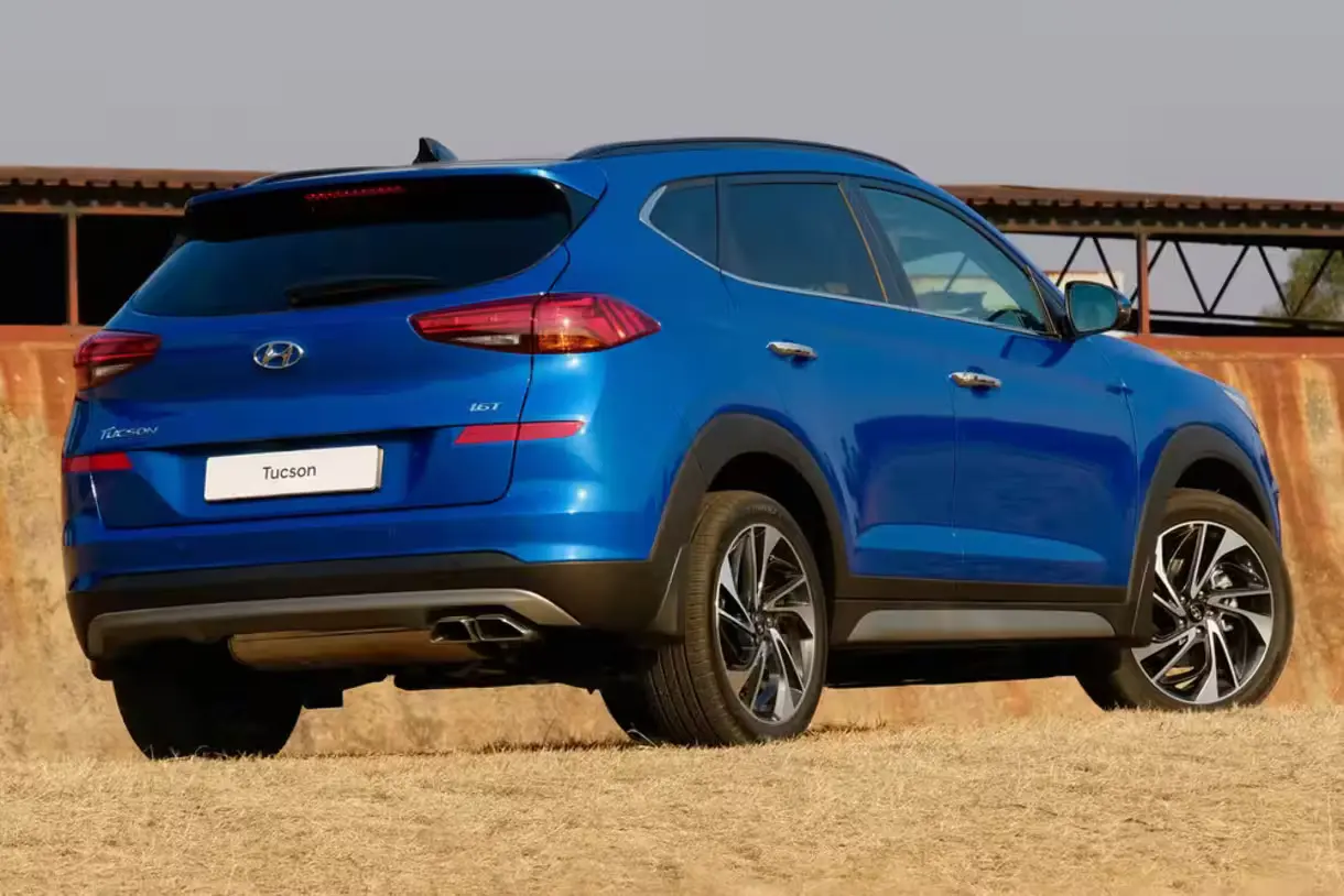 hyundai tucson 2024 traseira Hyundai Tucson retorna às concessionárias em novembro com motor turbo do Creta