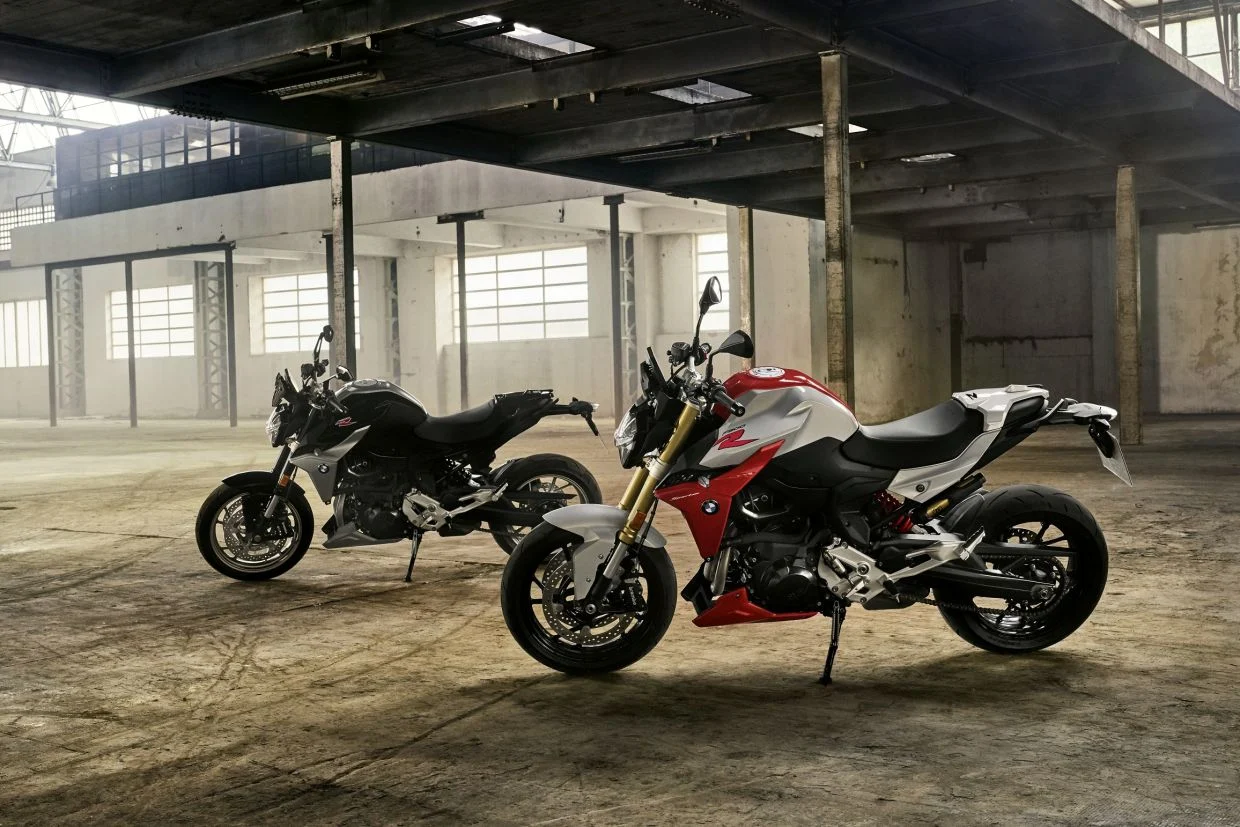 p90373065 highres bmw f 900 r 11 2019 BMW F 900 R e F 900 XR 2025: Mais potência, tecnologia e emoção sobre duas rodas