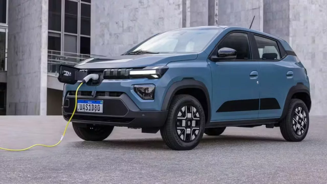 rketech Kwid E-Tech 2026 chega com visual europeu e preço agressivo abaixo dos R$ 100 mil